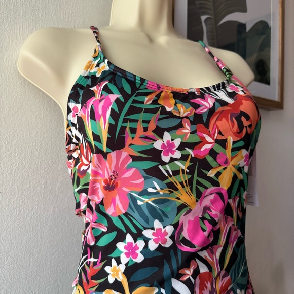 Hurley Fiji Fantasy NWT - Picture 3 of 7